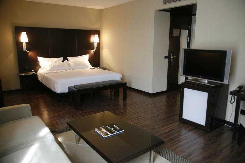 Ac Hotel Zamora By Marriott Dış mekan fotoğraf